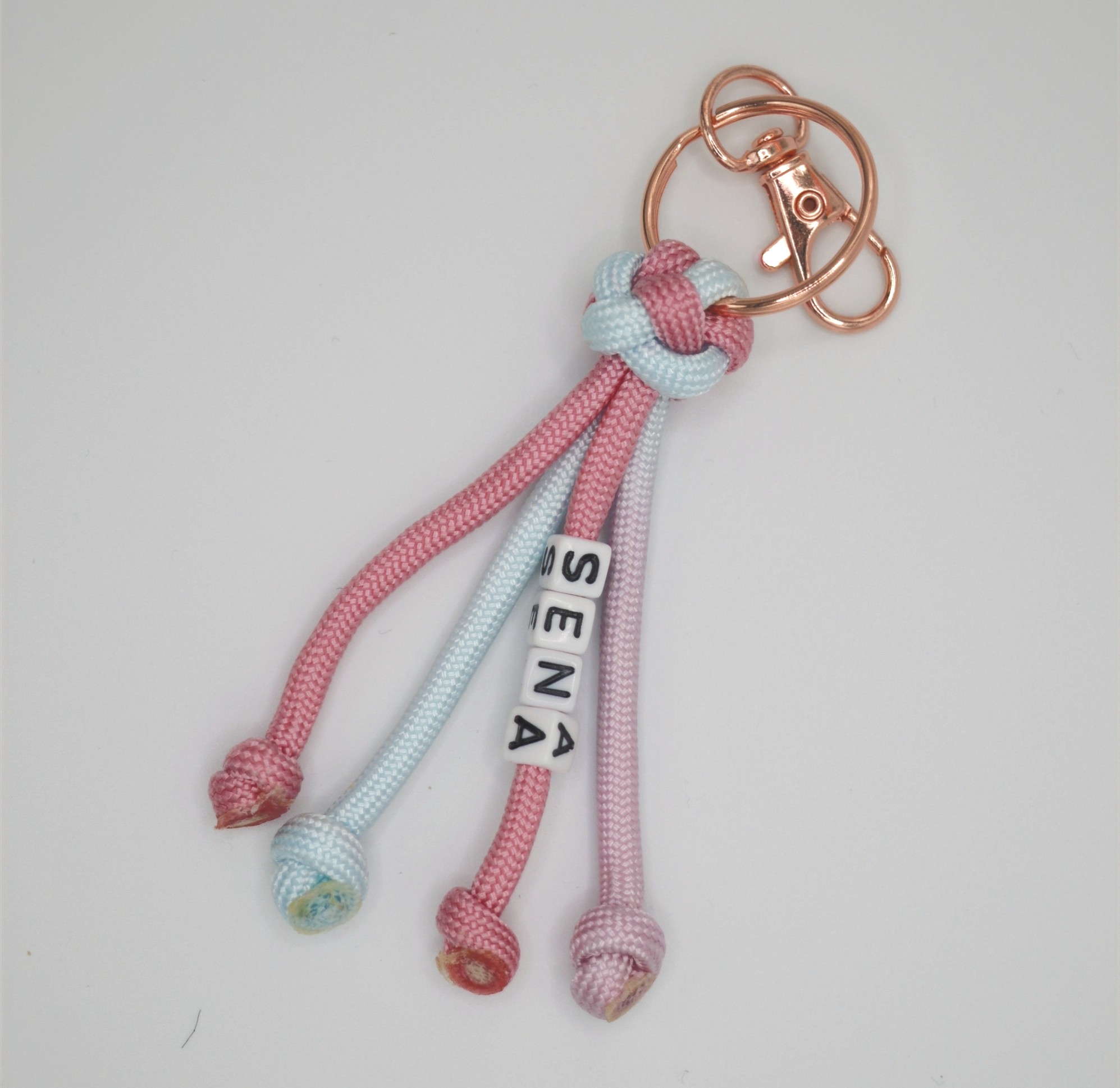 Paracord und Hundemarken Schlüsselanhänger handgemacht im passenden Design