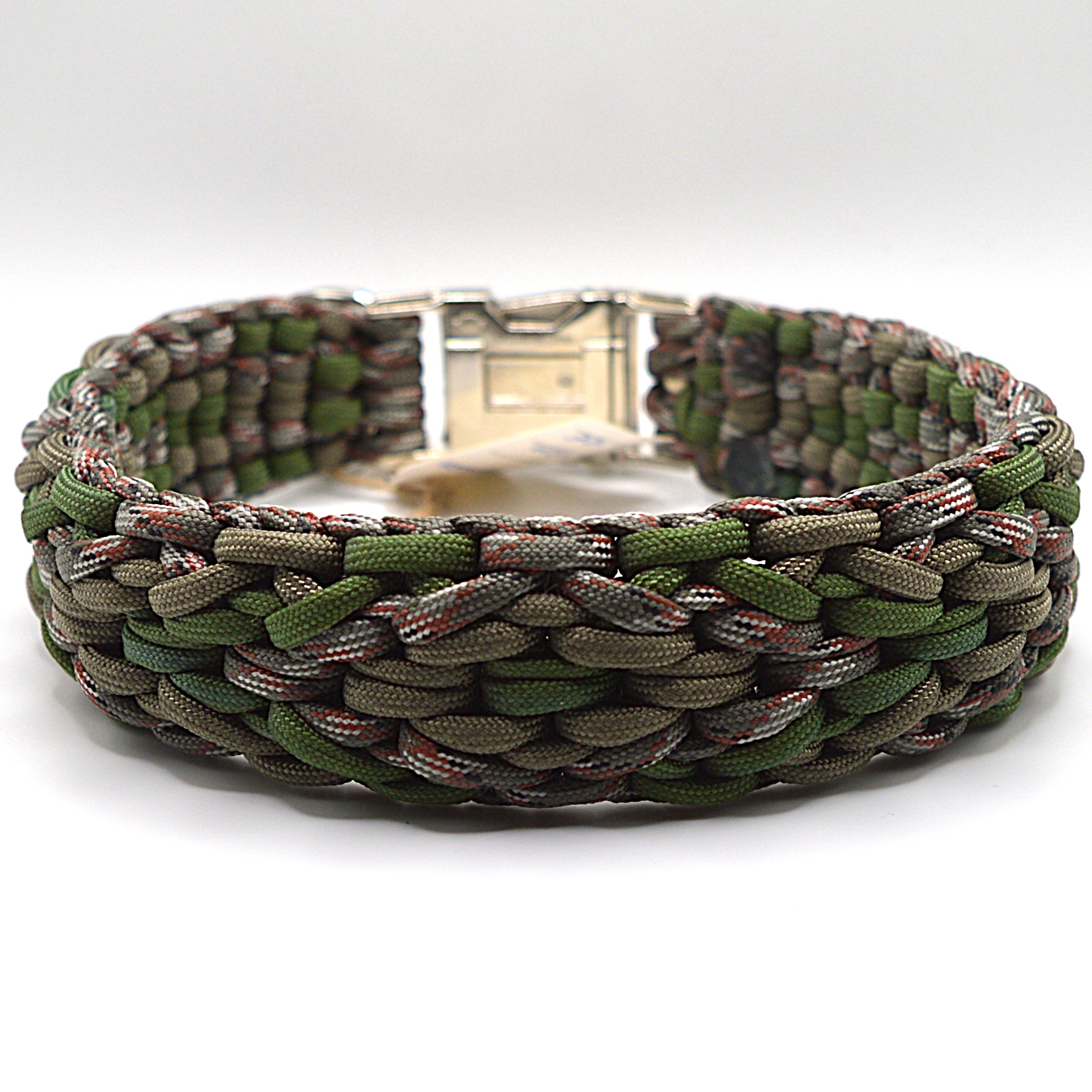 Handgemachtes Paracord Hundehalsband Confusion in Grün