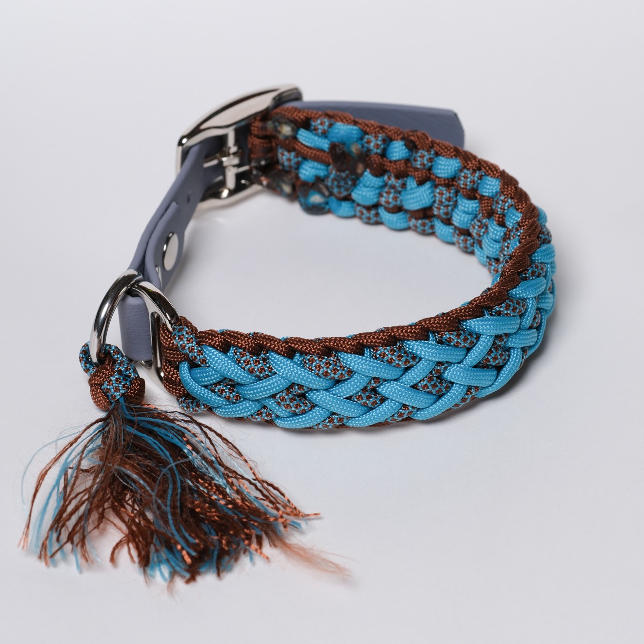 Handgemachtes Paracord Hundehalsband Luna's Mini Fly Trap